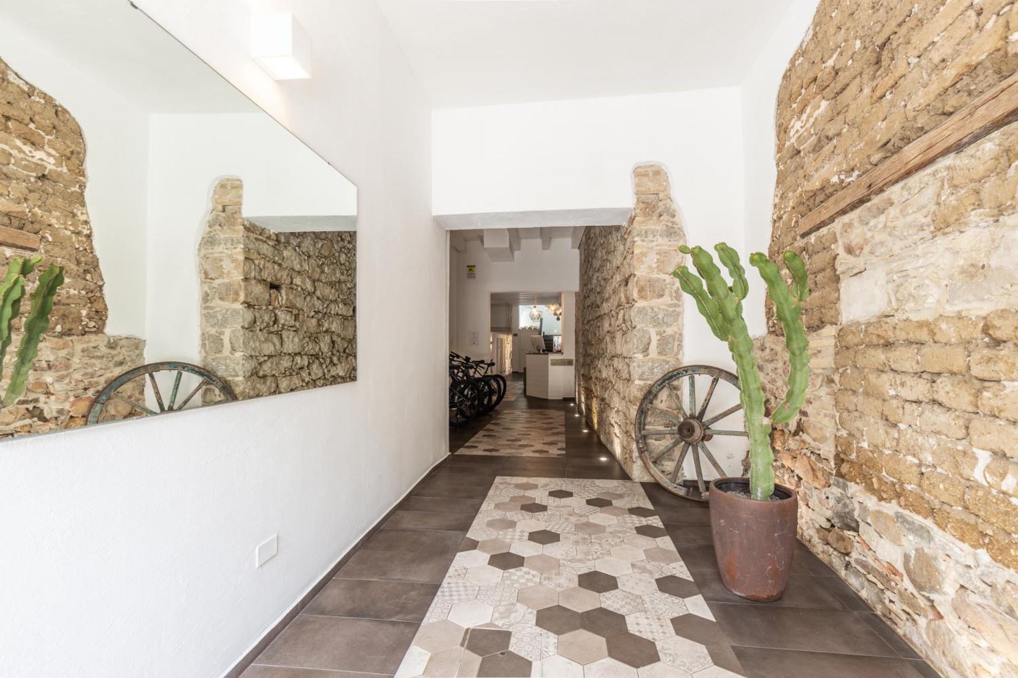 Aras Boutique Hotel